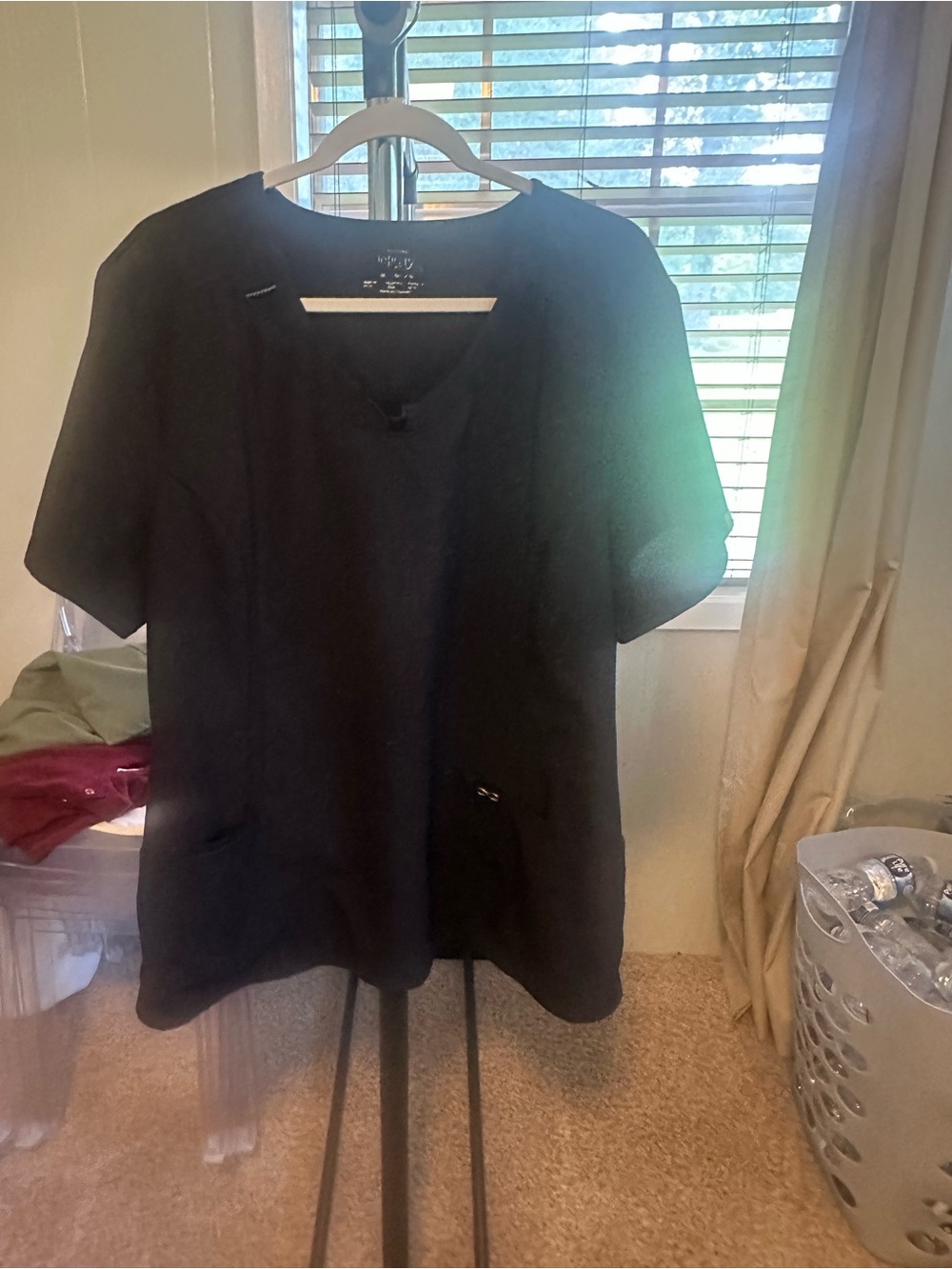 Women's Black V-Neck Short Scrub Top